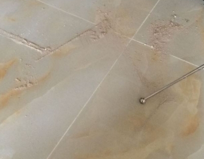 云浮市瓷砖空鼓维修公司分享粘合剂选择不当在瓷砖铺贴过程中可能导致以下问题